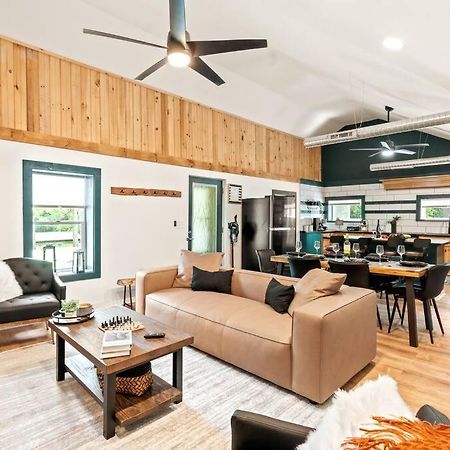The Modern Forge Ny, Honeoye Lake Extérieur photo