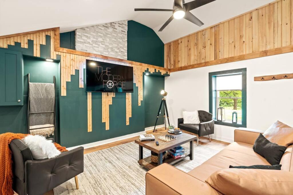 The Modern Forge Ny, Honeoye Lake Extérieur photo